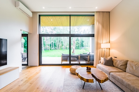 spacious living room with air conditioning